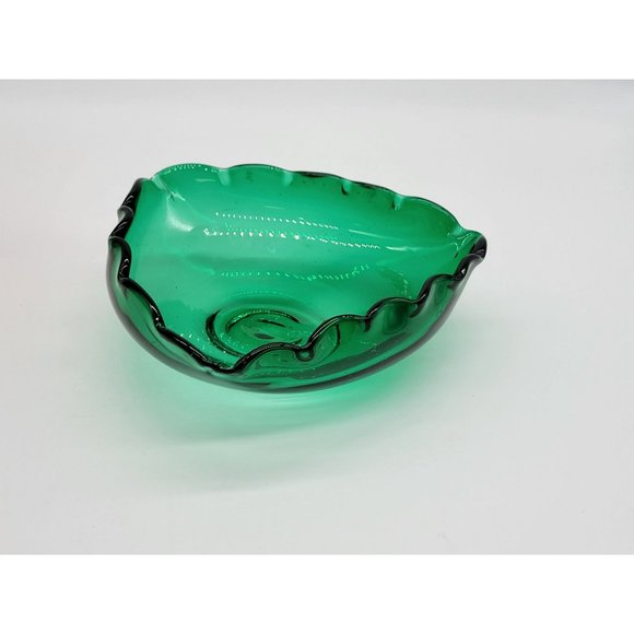 MCM Green Blown Glass Dish Tri-Corner Scalloped Rim Candy Dish - Picture 2 of 12